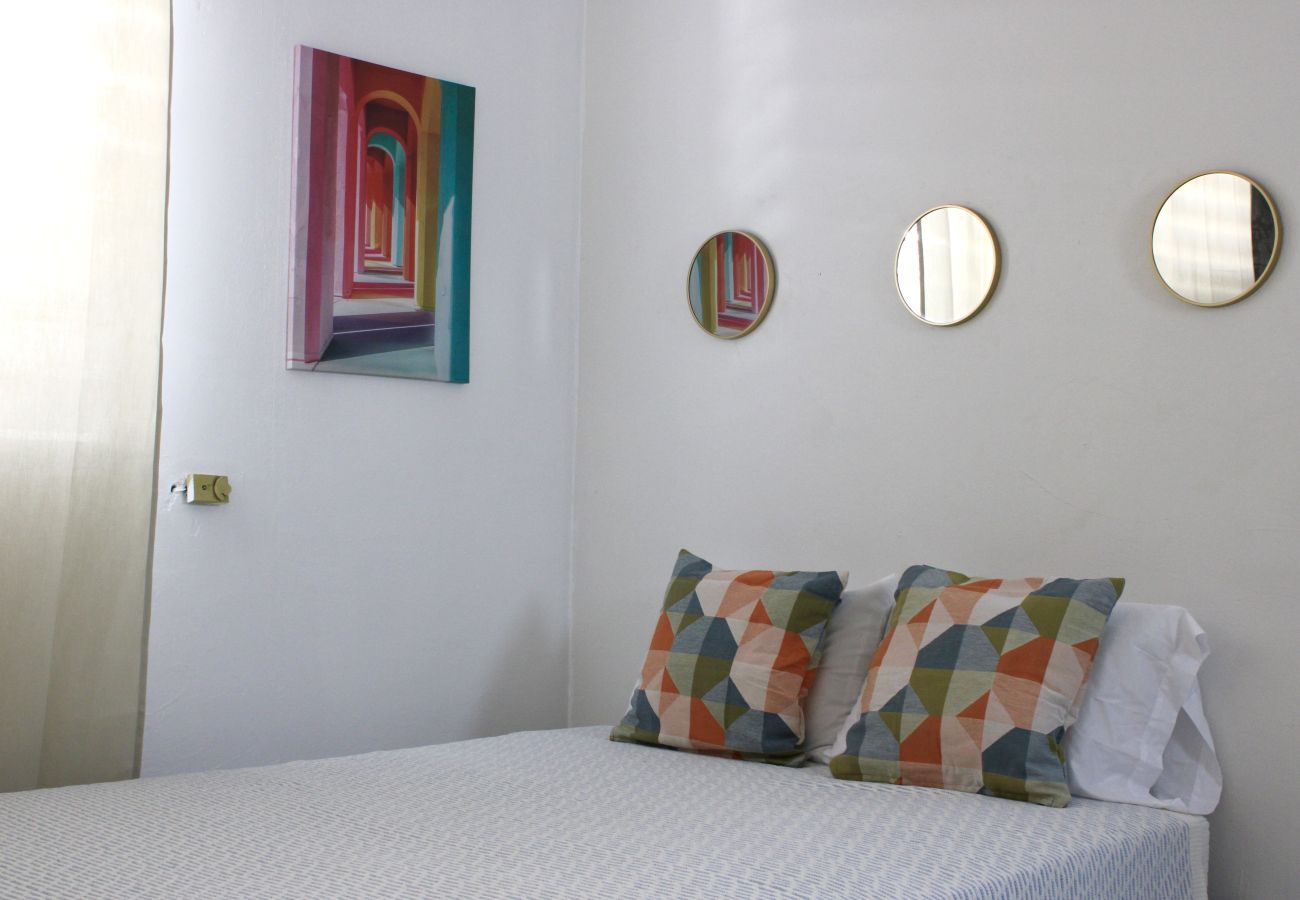 Apartment in San Juan - Cute Apartment for Couples in San Juan