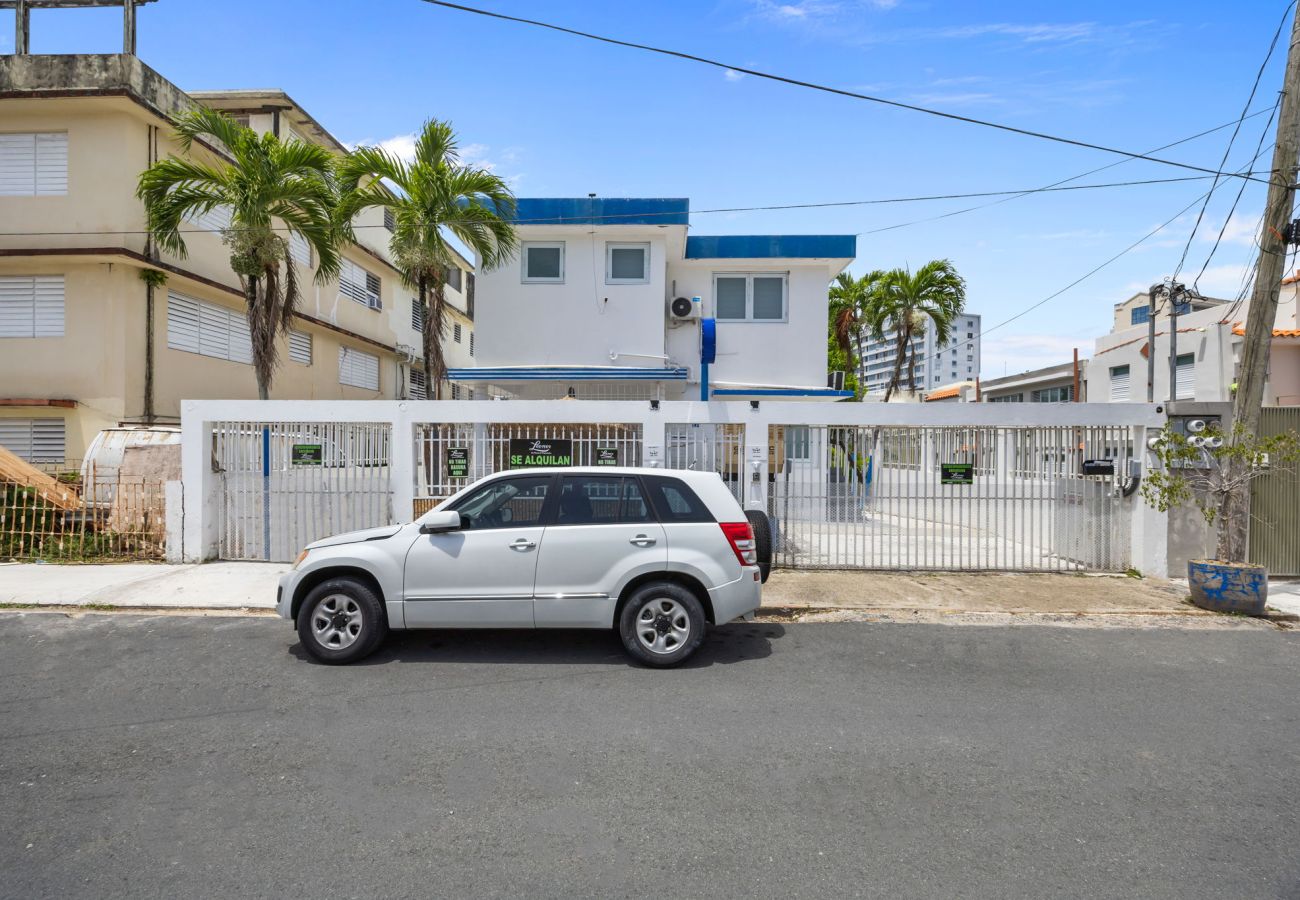 House in San Juan - Central San Juan Stay | Twin Beds & Great Location