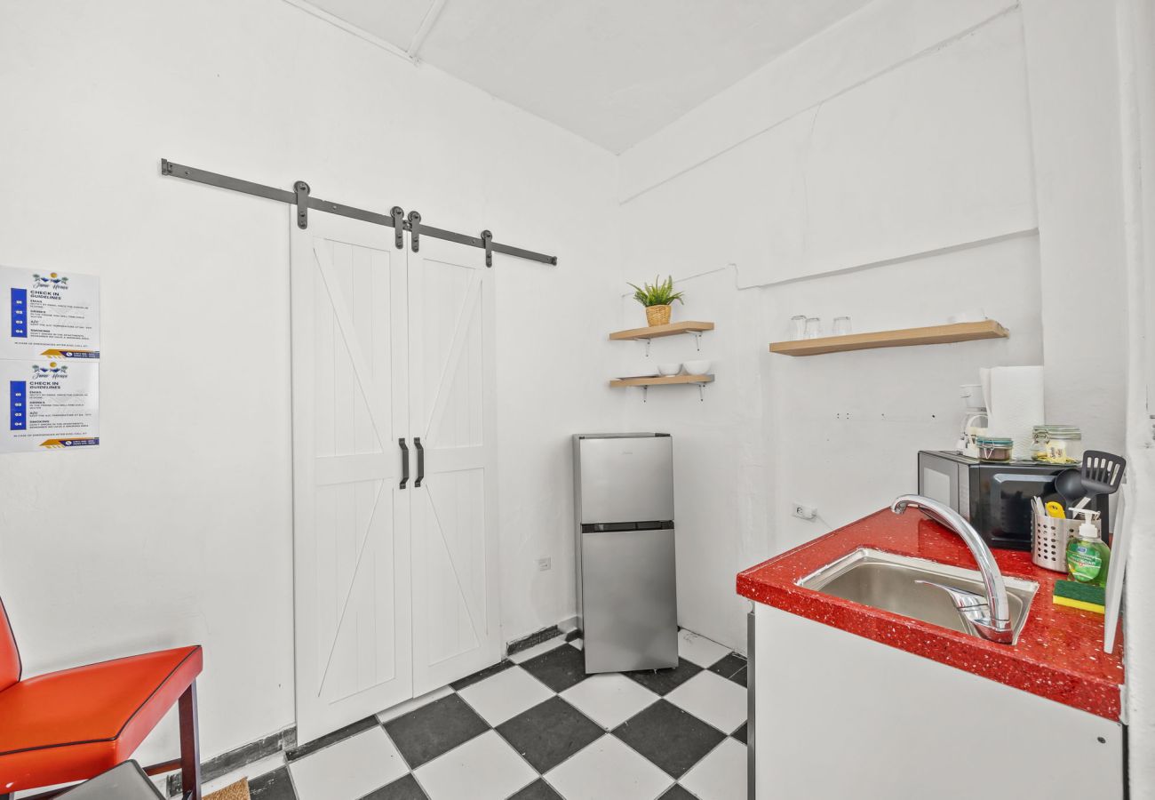 House in San Juan - Cozy San Juan Stay | Near Airport & Old San Juan