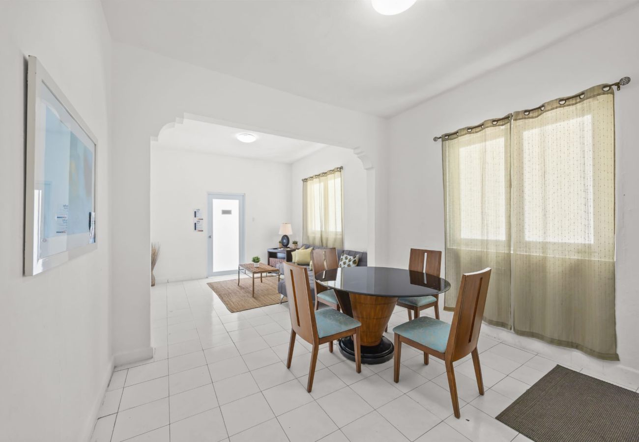 House in San Juan - Cozy Family Apartment at San Juan 