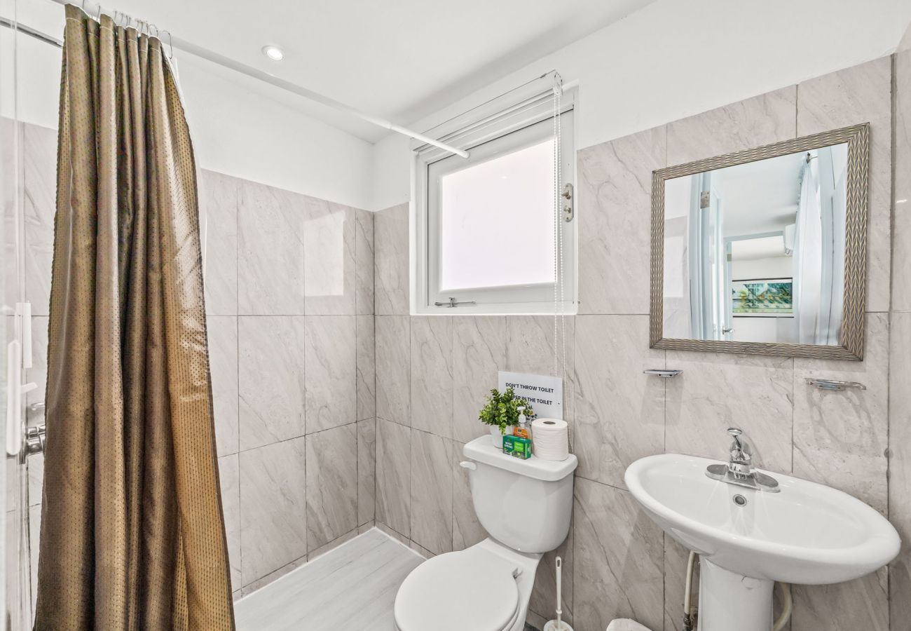 House in San Juan - Comfortable City Stay | Near Airport & Old San Juan