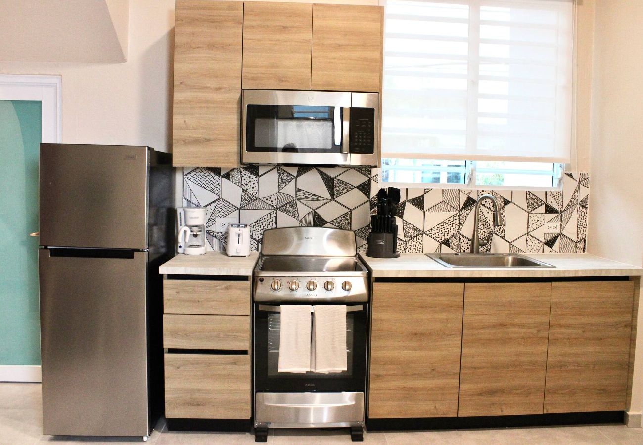Apartment in San Juan - Cozy 2 Br Apartment Steps from La Cerra 
