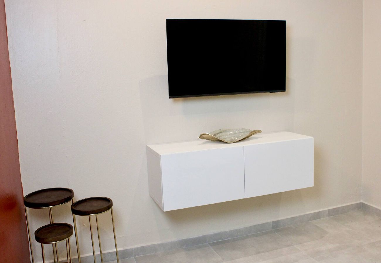 Apartment in San Juan - Cozy 2 Br Apartment Steps from La Cerra 