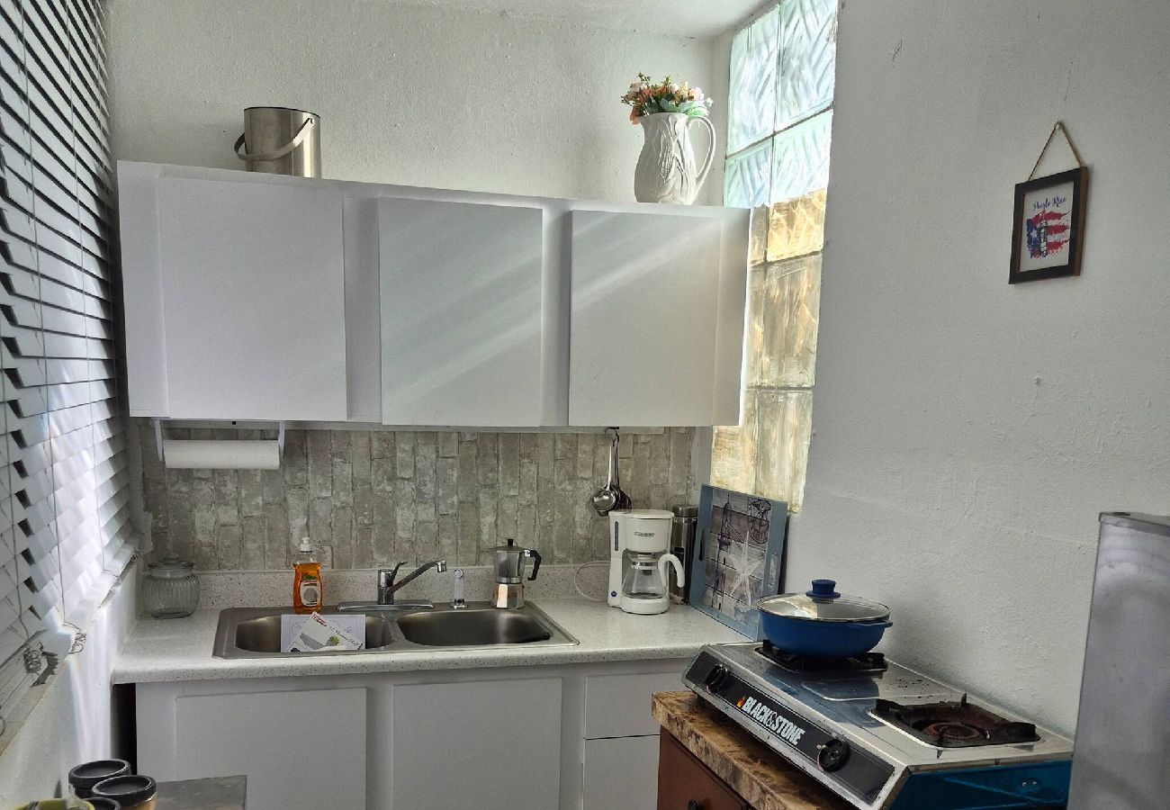 Apartment in Levittown - family getaway In levittown
