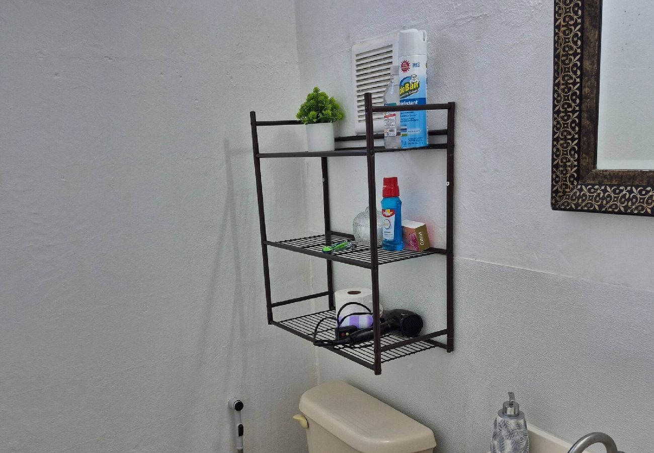 Apartment in Levittown - family getaway In levittown