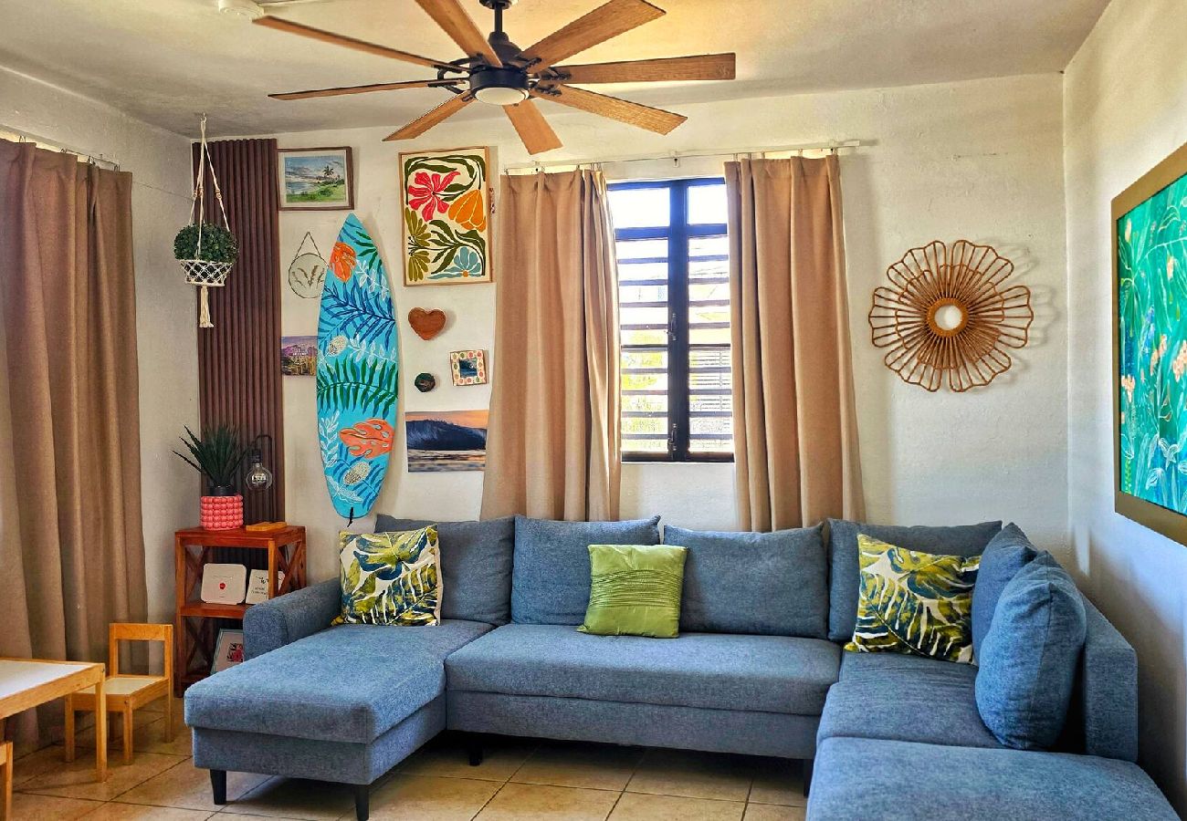 House in Camuy - Oceanfront Rustic Family Home Fully Equipped for 8