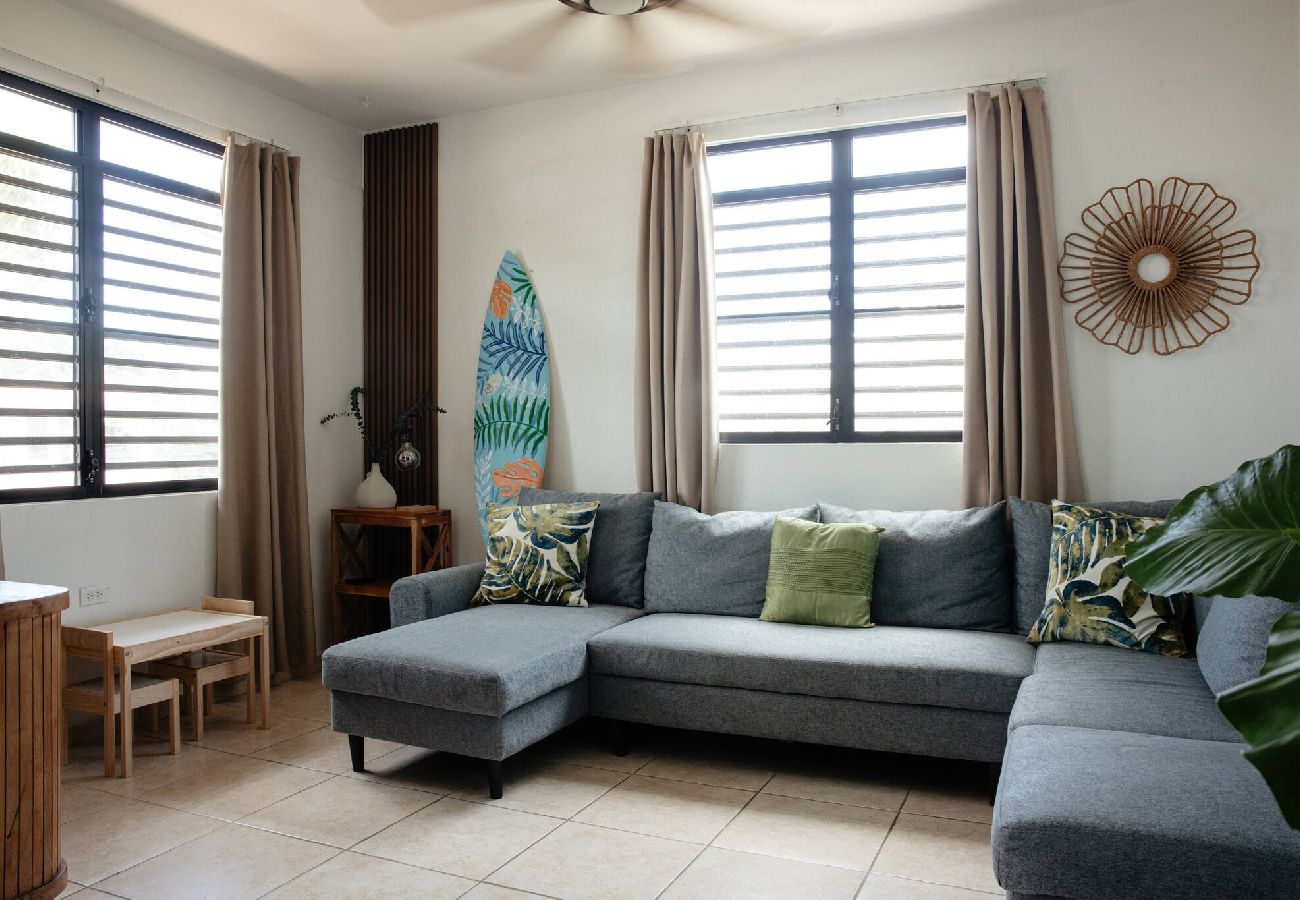 House in Camuy - Oceanfront Rustic Family Home Fully Equipped for 8
