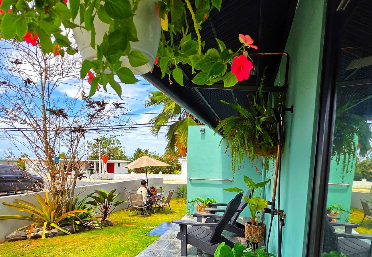 House in Camuy - Oceanfront Rustic Family Home Fully Equipped for 8
