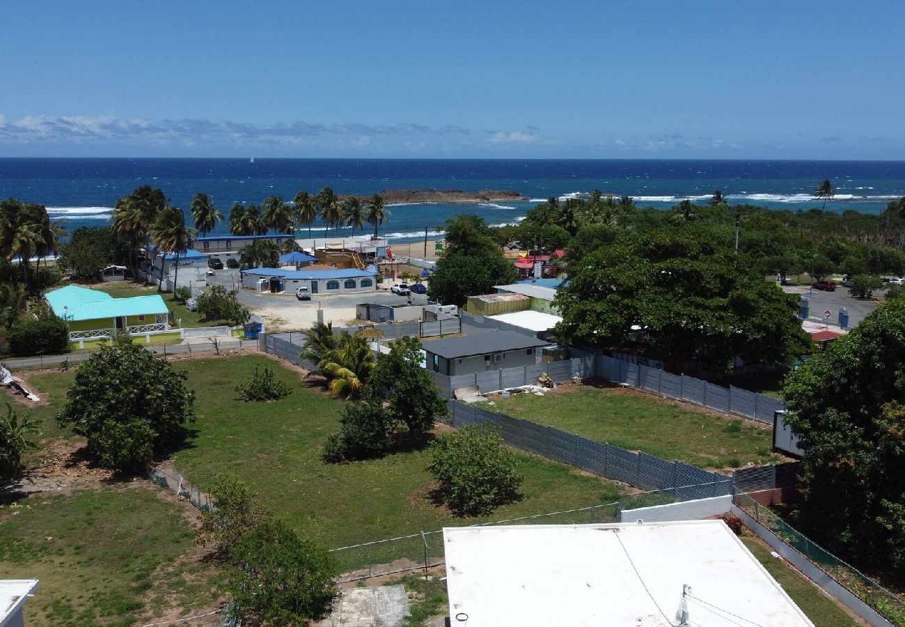 House in Camuy - Oceanfront Rustic Family Home Fully Equipped for 8