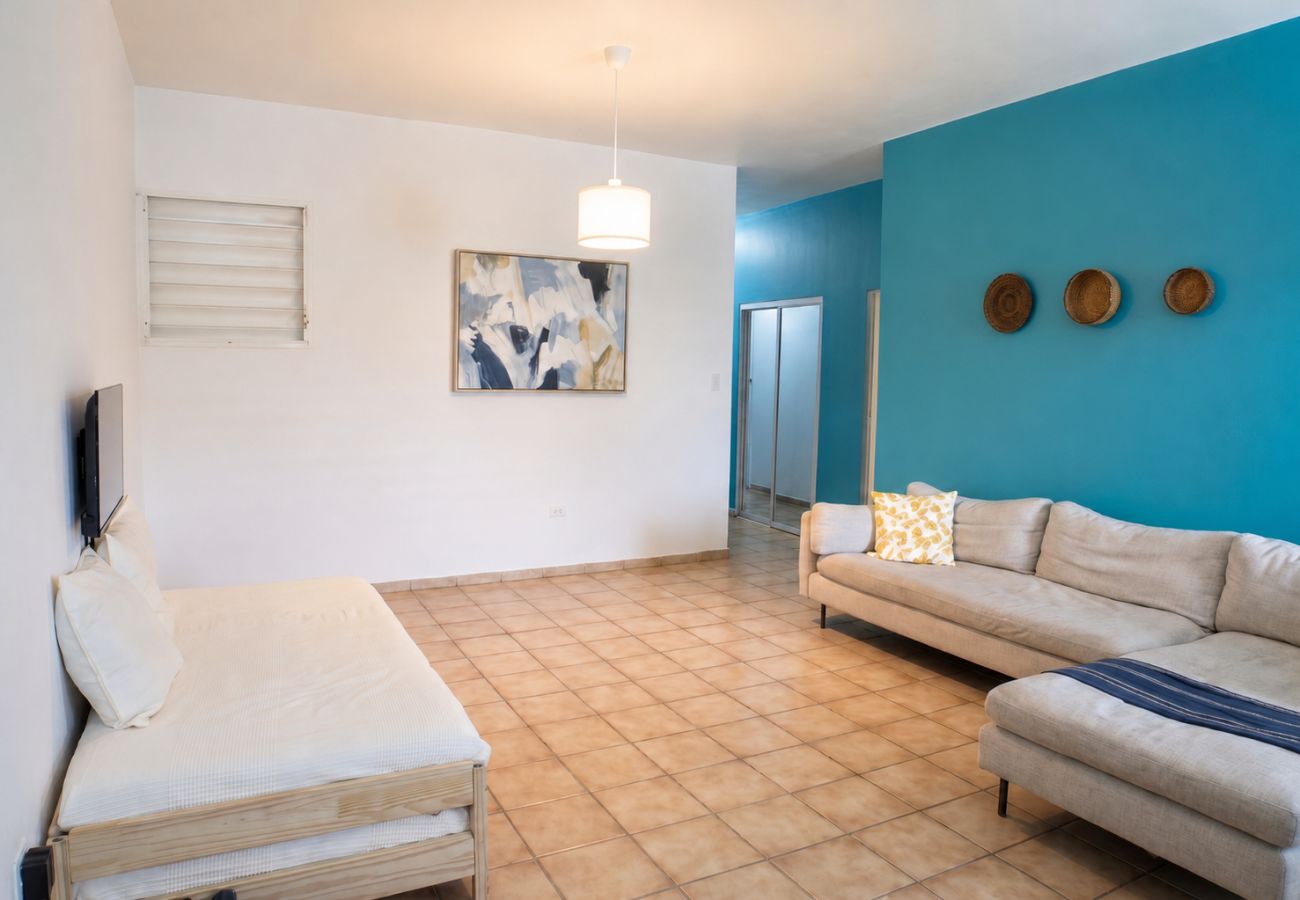 Apartment in San Juan - Cozy 2BR Stay Perfect for Families and Friends