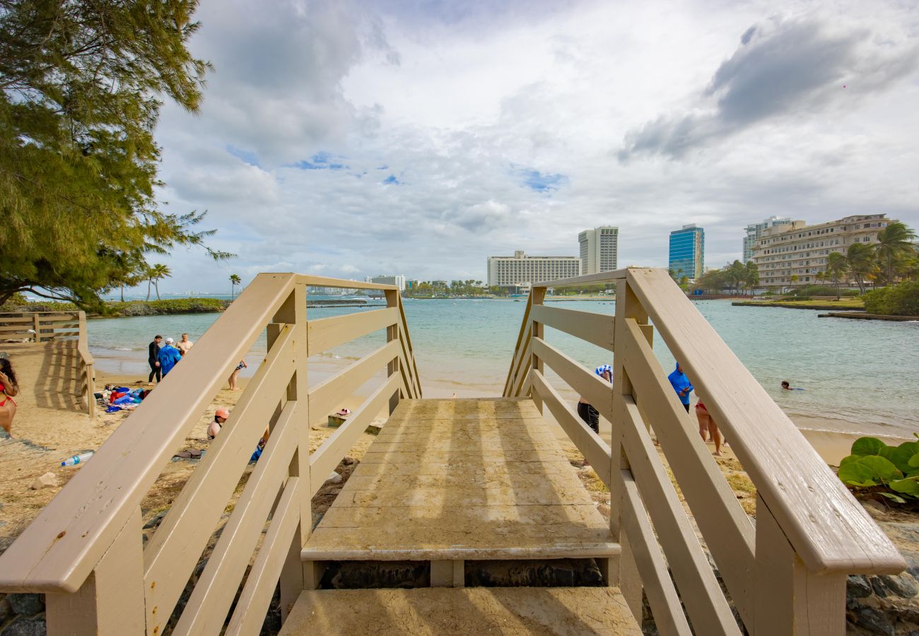 Apartment in San Juan - Cozy 2BR Stay Perfect for Families and Friends