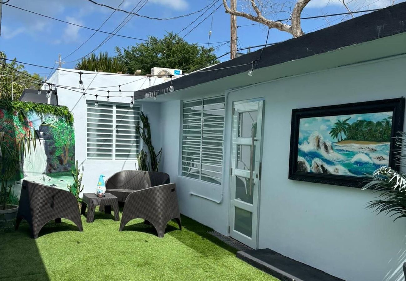 House in Carolina - Spacious Fam Retreat with Guest Home Near Beach 