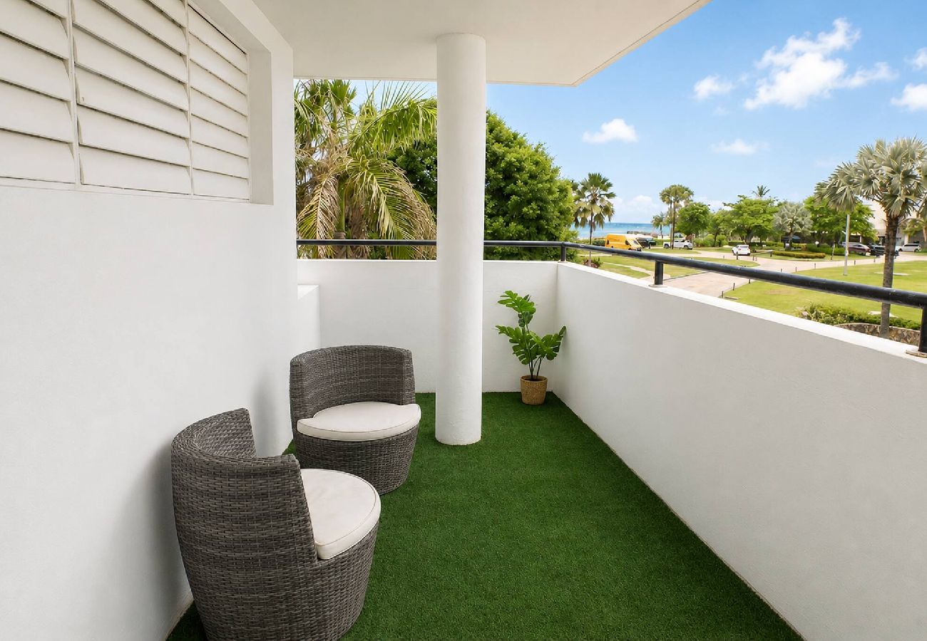 Apartment in San Juan - Spacious 1BR Apt Steps from Beach and Old San Juan 