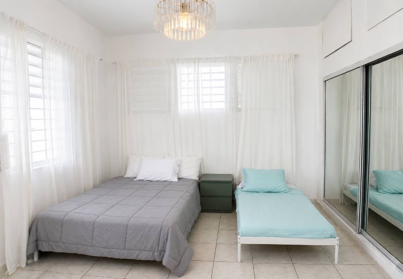 Apartment in San Juan - Spacious 1BR Apt Steps from Beach and Old San Juan 
