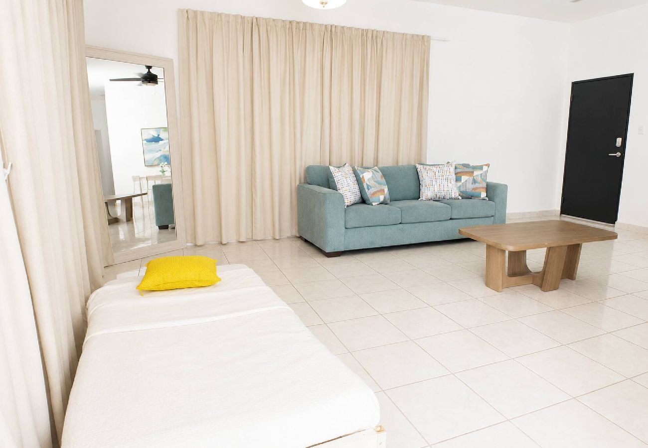 Apartment in San Juan - Spacious 1BR Apt Steps from Beach and Old San Juan 