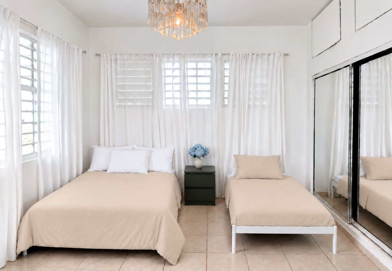 Apartment in San Juan - Spacious 1BR Apt Steps from Beach and Old San Juan 