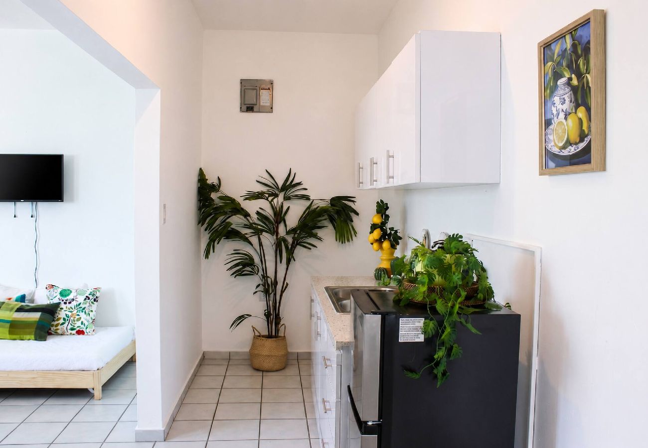 Apartment in San Juan - Budget Friendly 1BR w Balcony Steps from Beach 