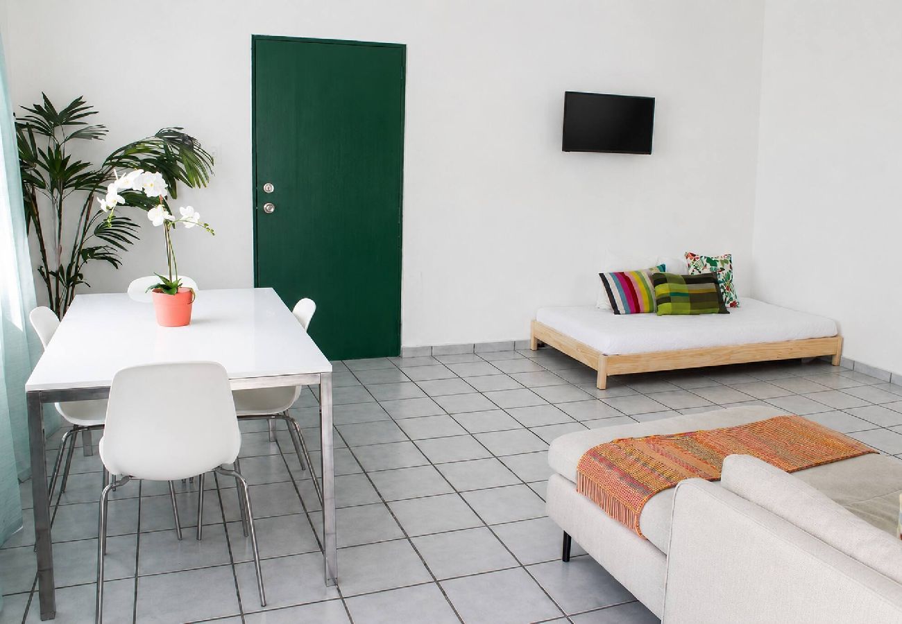 Apartment in San Juan - Budget Friendly 1BR w Balcony Steps from Beach 