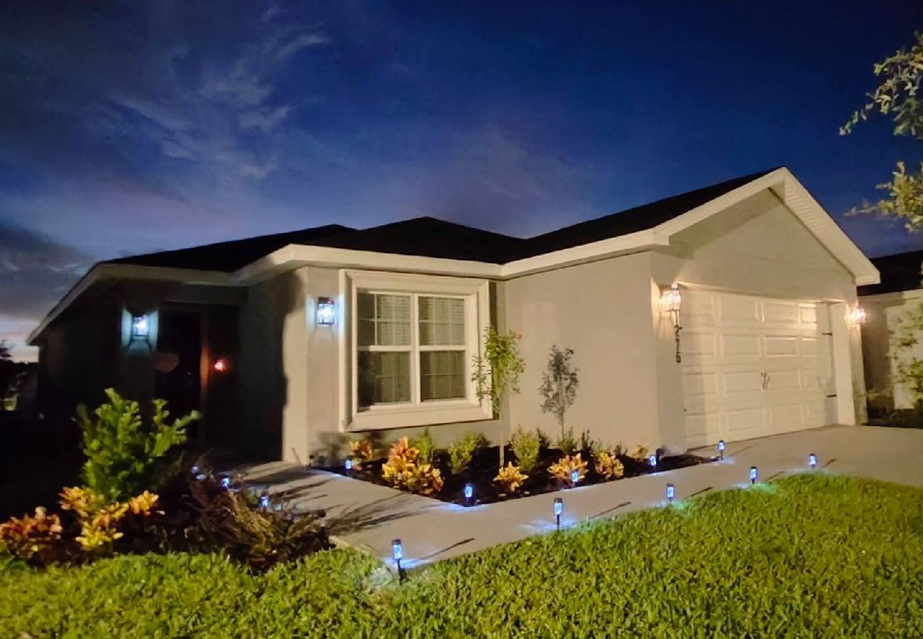 House in Auburndale - Encanto At Auburndale 