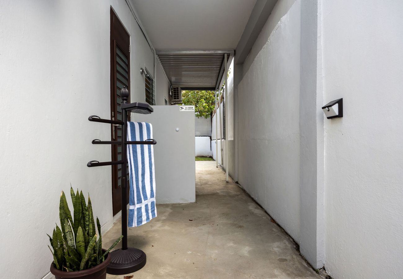 House in Carolina - Modern 3BR Home in Carolina Near Beaches & Airport