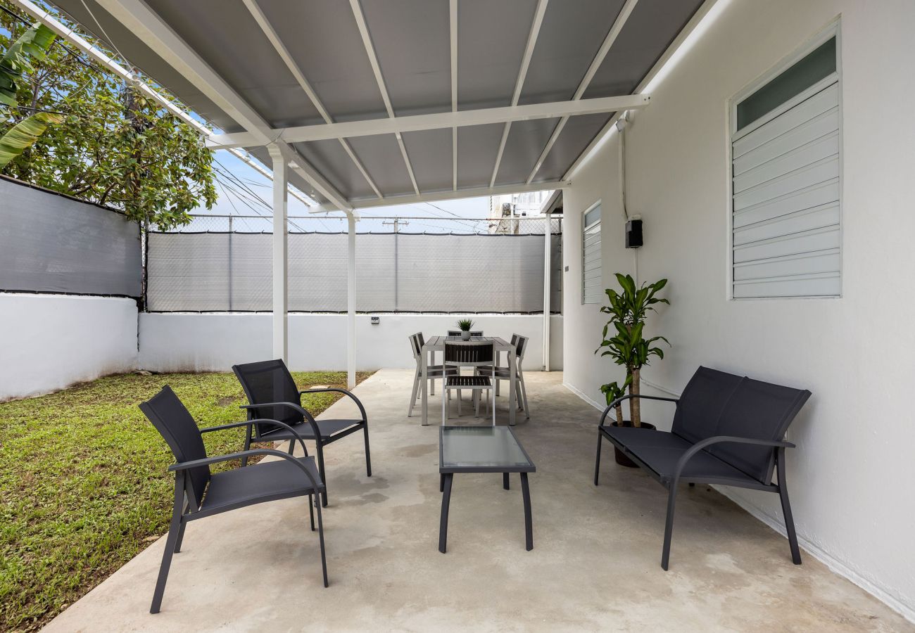 House in Carolina - Modern 3BR Home in Carolina Near Beaches & Airport
