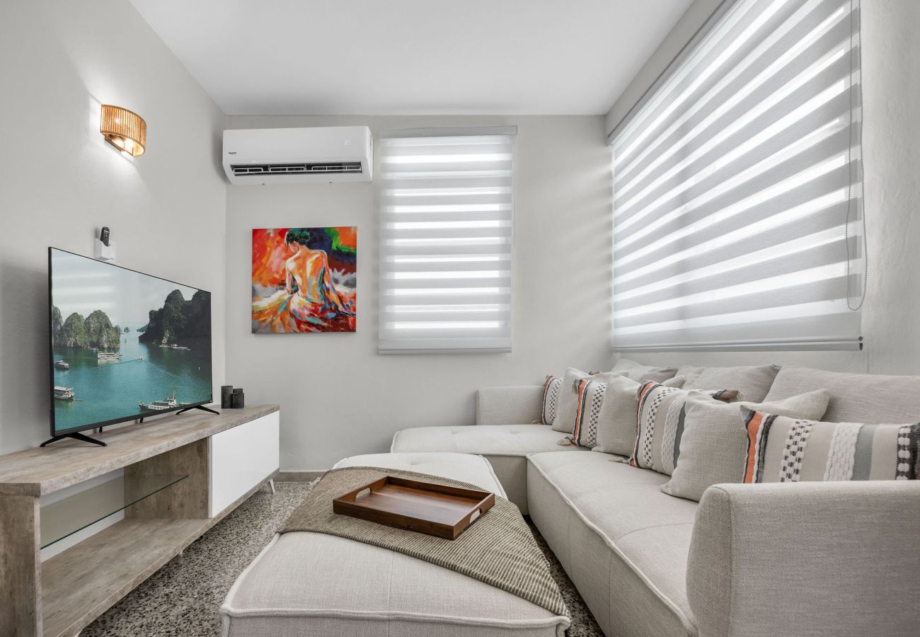 House in Carolina - Modern 3BR Home in Carolina Near Beaches & Airport