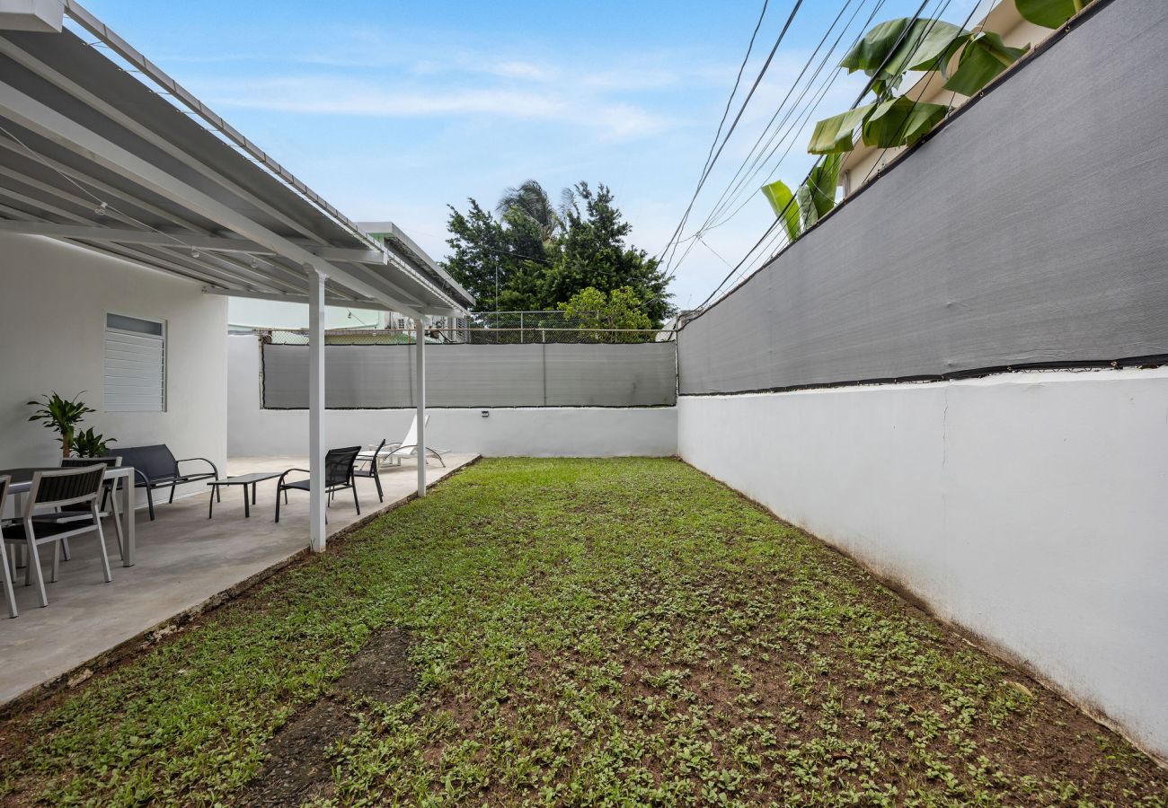 House in Carolina - Modern 3BR Home in Carolina Near Beaches & Airport