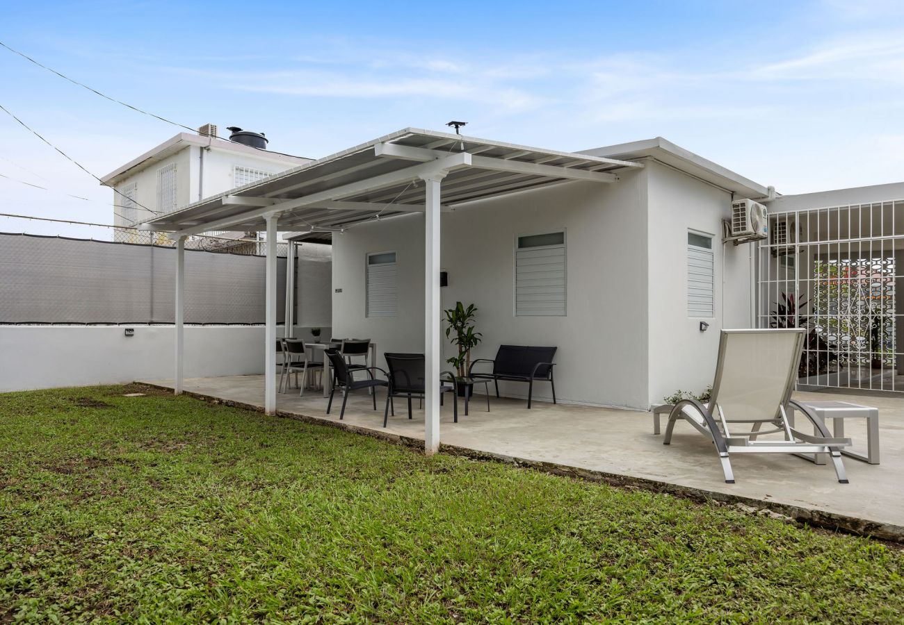 House in Carolina - Modern 3BR Home in Carolina Near Beaches & Airport