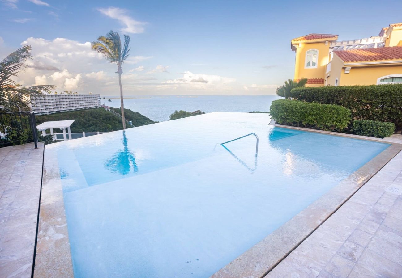 Condominium in Fajardo - *Azul Marino* Golf & Ocean View Luxury Condo 