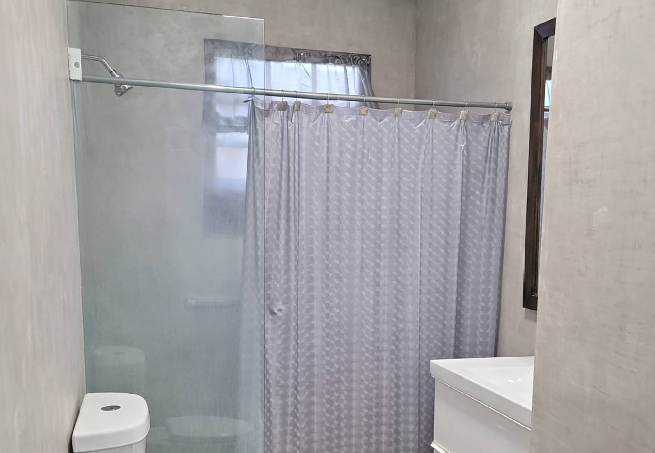 House in Dorado - 9 br in dorado 