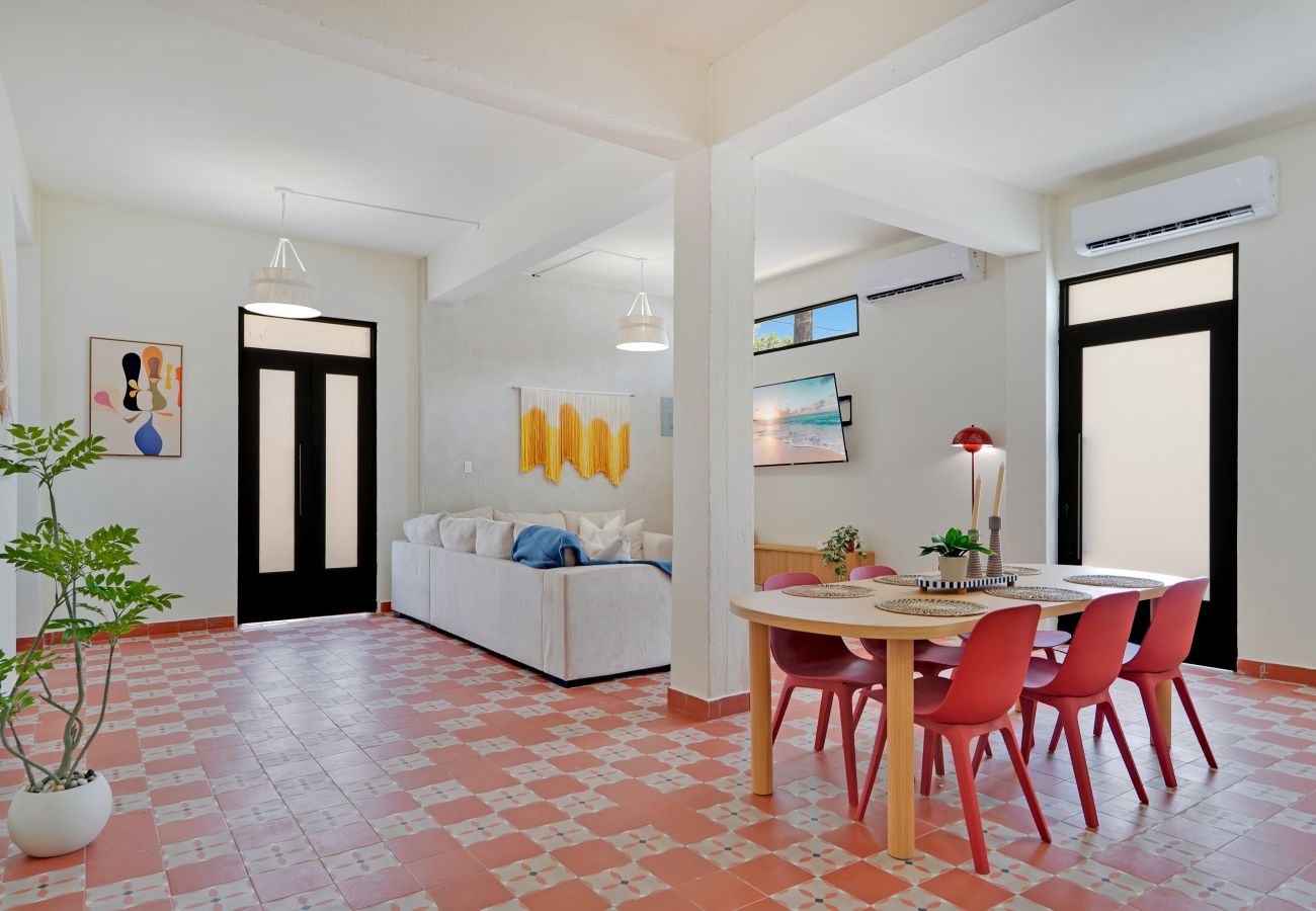 House in San Juan - Vibrant Santurce Caribbean Escape | 7BR w/ Rooftop