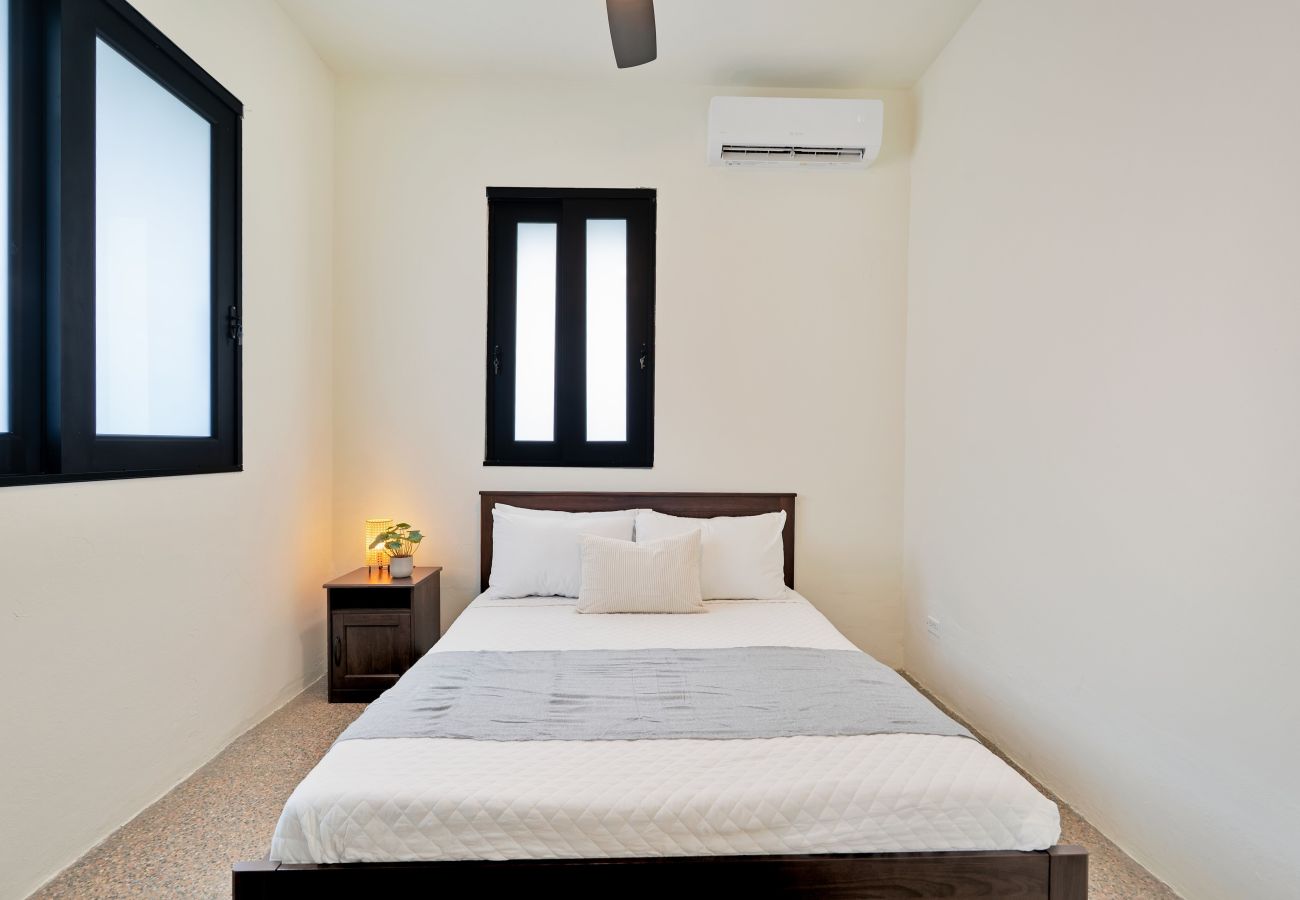 House in San Juan - Vibrant Santurce Caribbean Escape | 7BR w/ Rooftop