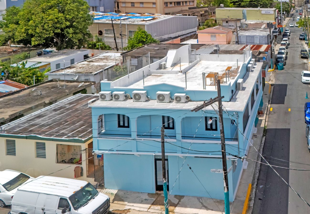 House in San Juan - Vibrant Santurce Caribbean Escape | 7BR w/ Rooftop