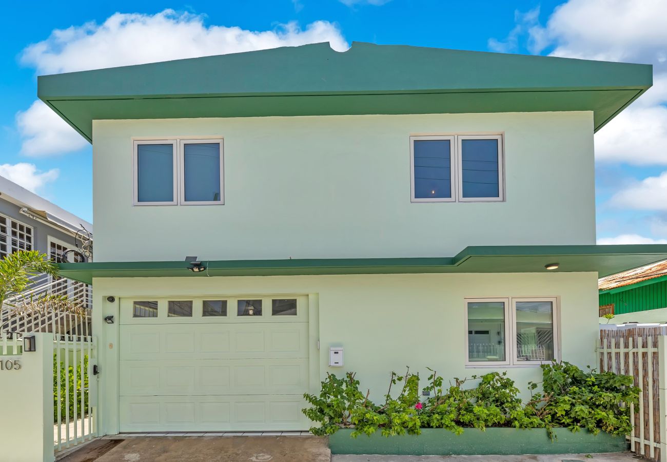House in San Juan - 4BR Pool Home | 5 Min to Beach, San Juan