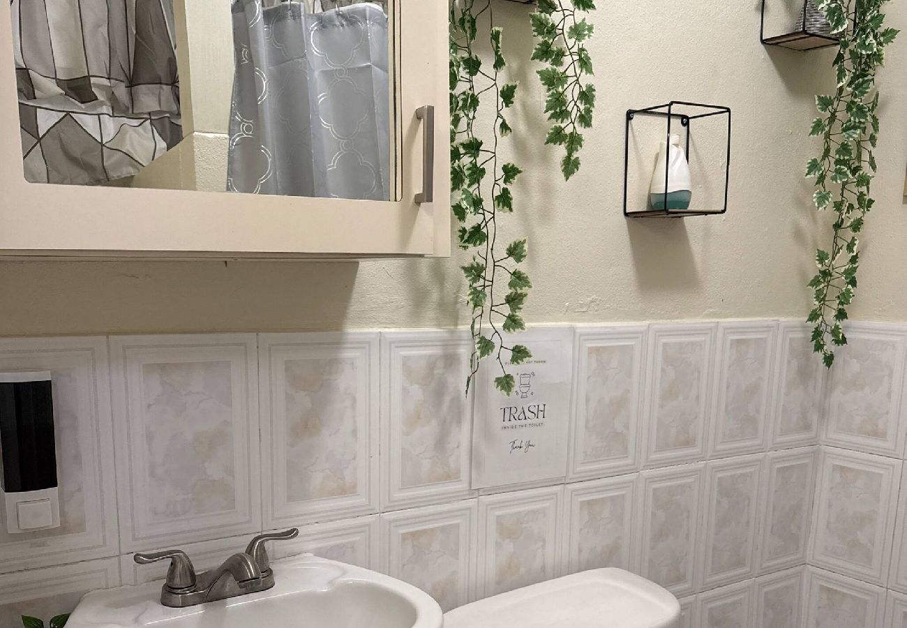 Apartment in  - Boricua 2 | Eco Estudio con A/C y WiFi 