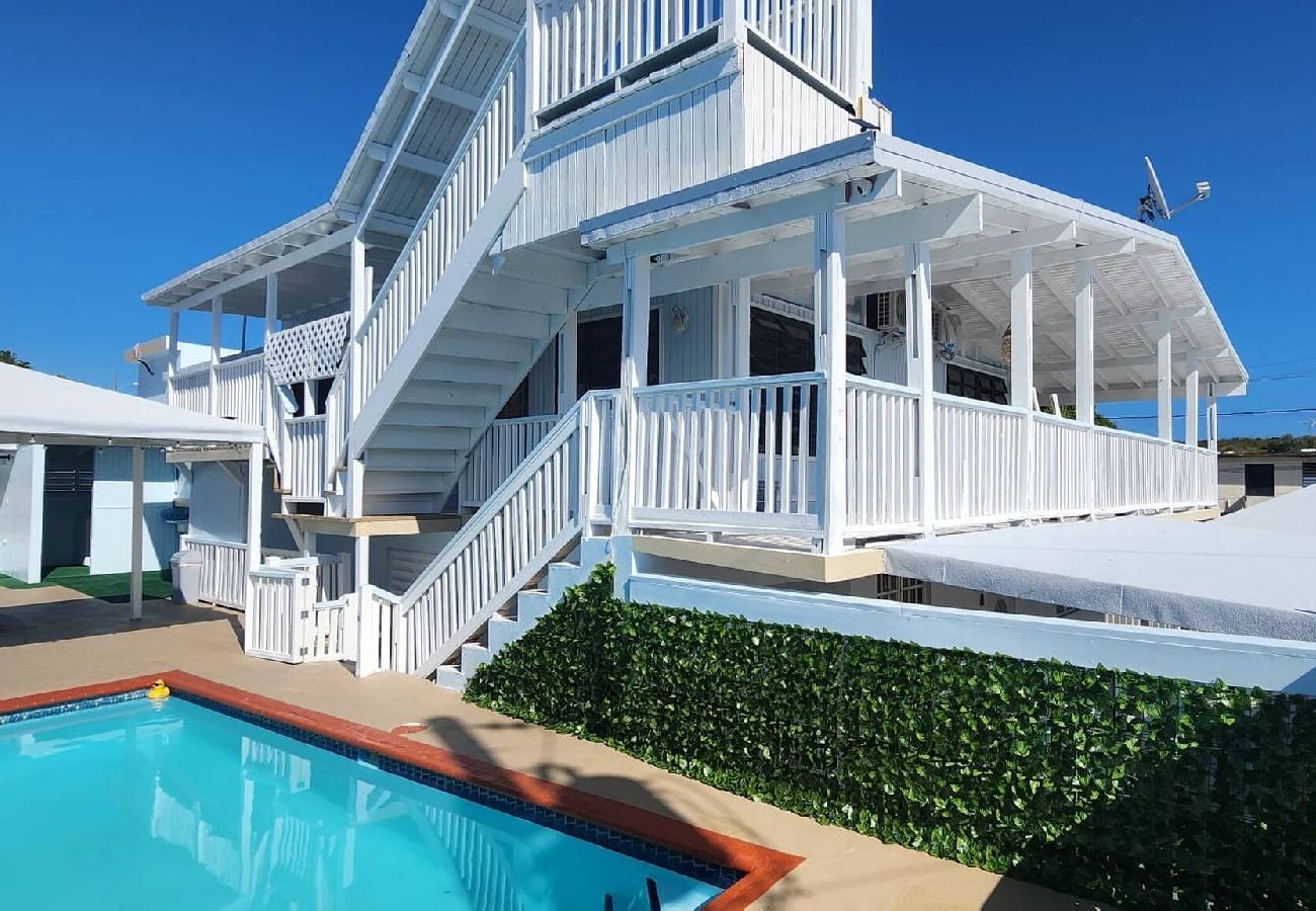 Apartment in  - Camina a la Playa | Piscinas | Billar | Apto. D 
