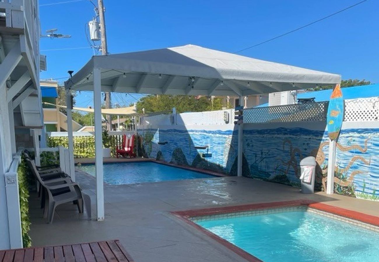 Apartment in  - Camina a la Playa | Piscinas | Billar | Apto. D 