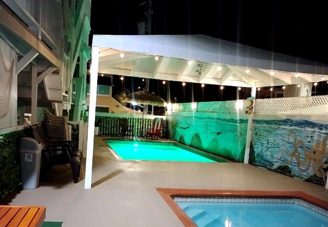 Apartment in  - Camina a la Playa | Piscinas | Billar | Apto. D 