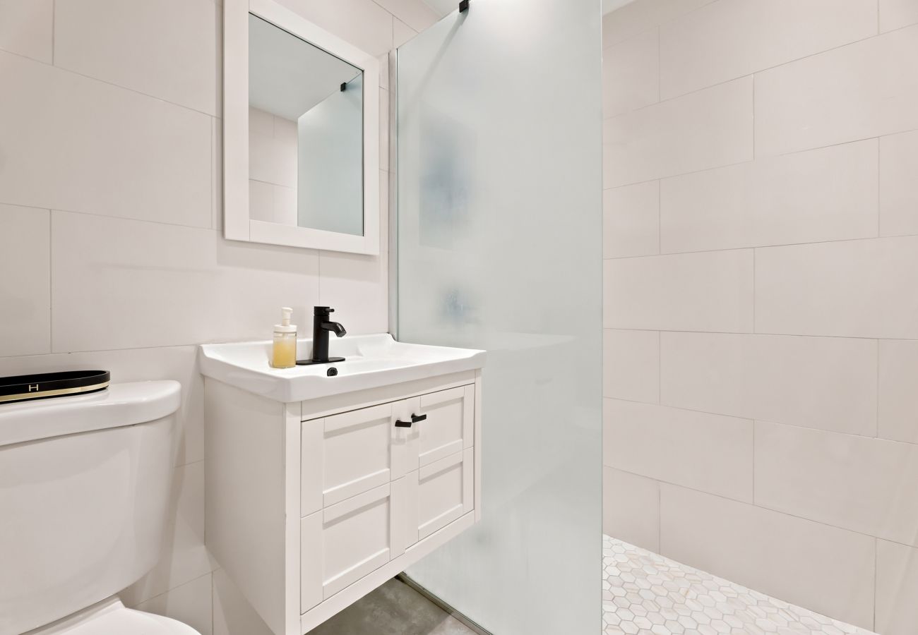 Apartment in San Juan - Brisamare Apt 2 | 2BR | Pool, BBQ, Generator 