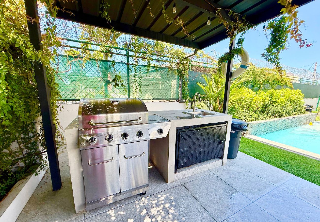Apartment in San Juan - Brisamare Apt 3 | 2BR | Pool, BBQ, Generator 