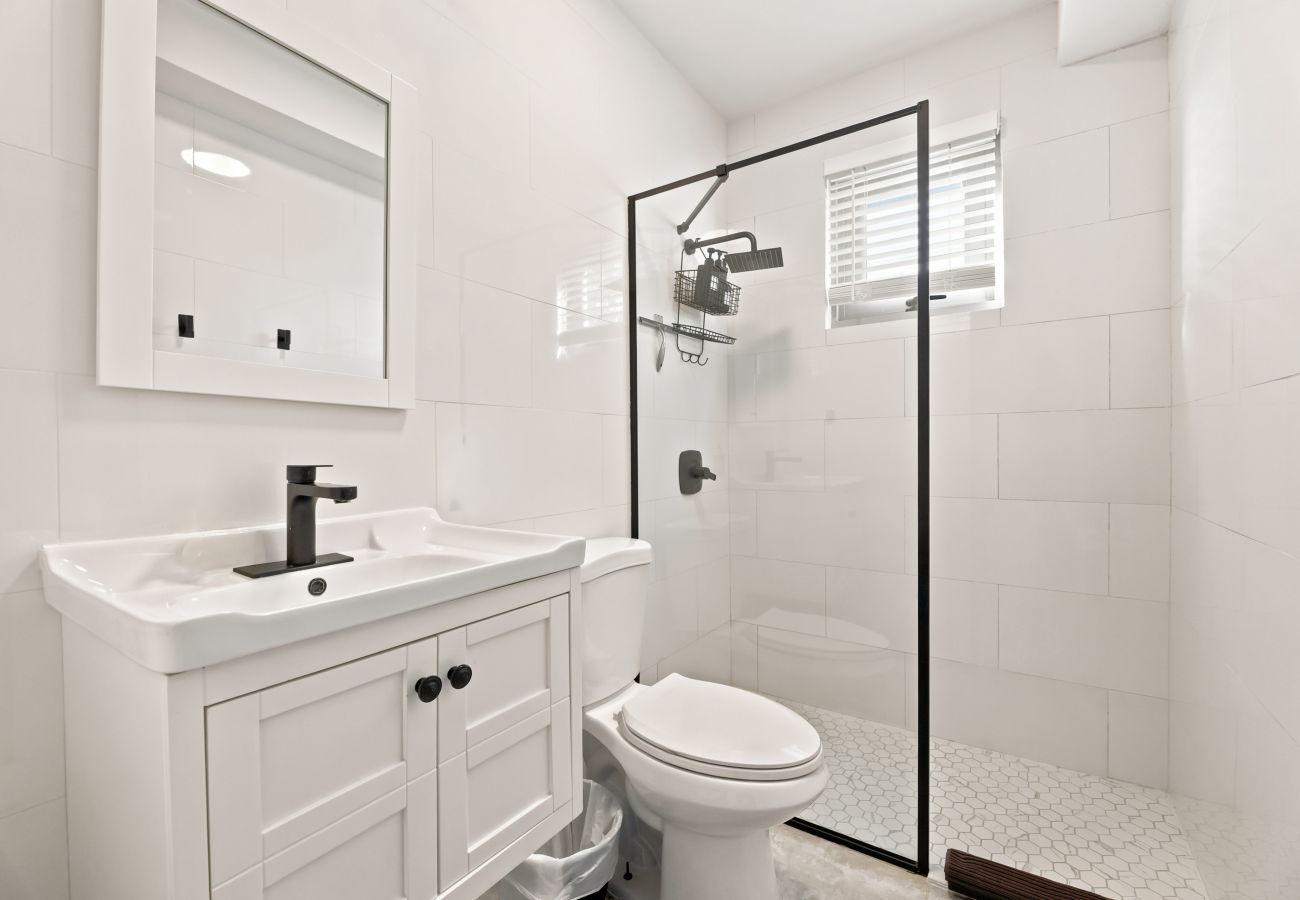 Apartment in San Juan - Brisamare Apt 3 | 2BR | Pool, BBQ, Generator 