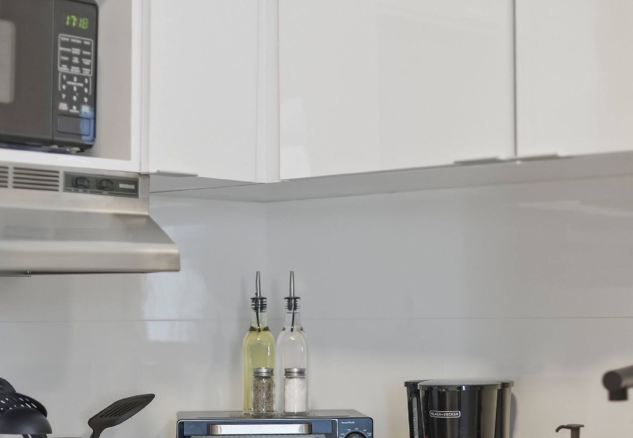 Apartment in San Juan - Brisamare Apt 4 | 1BR | Pool, BBQ, Generator 