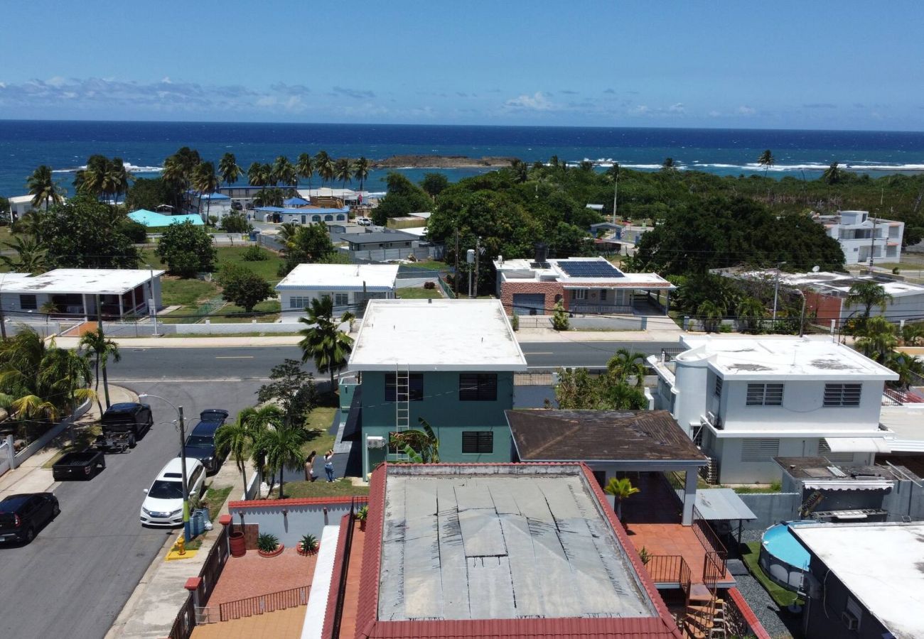 House in Camuy - 6BR Beachfront Compound w/ Generator & Games 