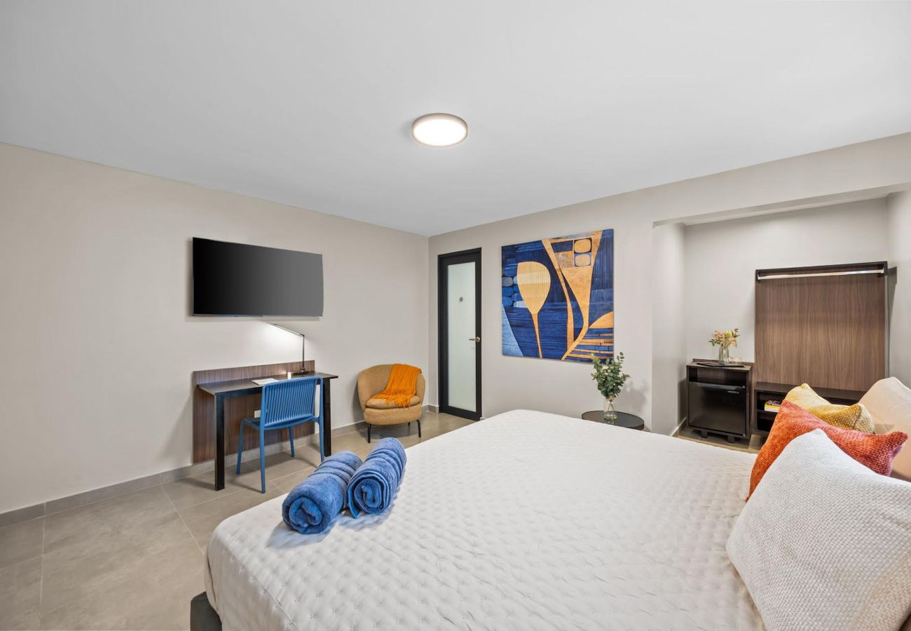 Rent by room in Carolina - Isla Verde Ocean Breeze | Luxury Beach Suites 2G