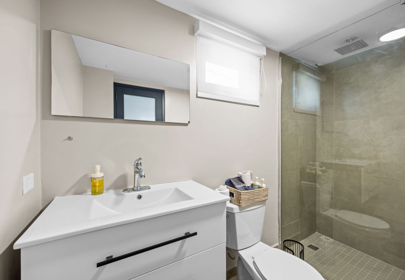 Rent by room in Carolina - Isla Verde Ocean Breeze | Luxury Beach Suites 2G