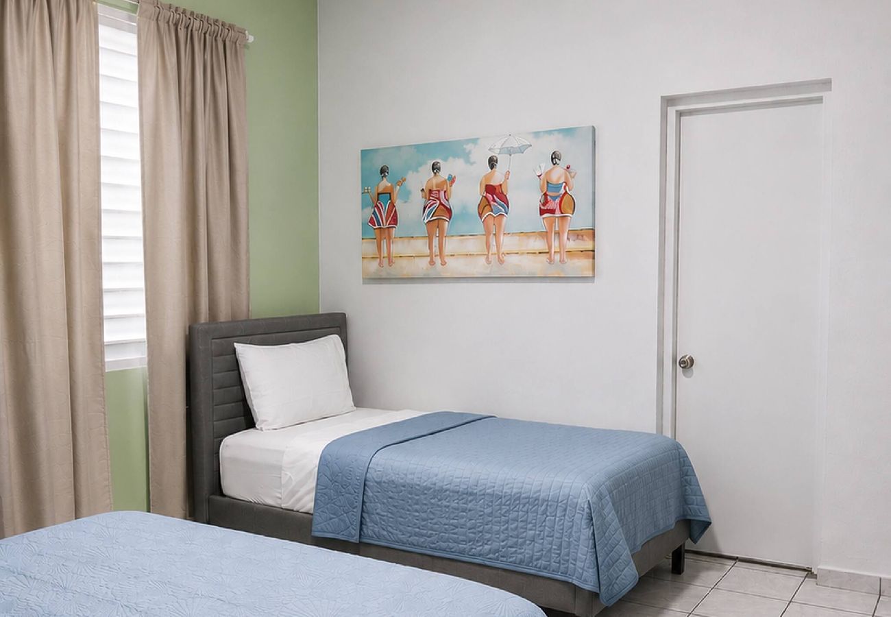 Apartment in San Juan - Budget 1BR Minutes from Escambron Beach 