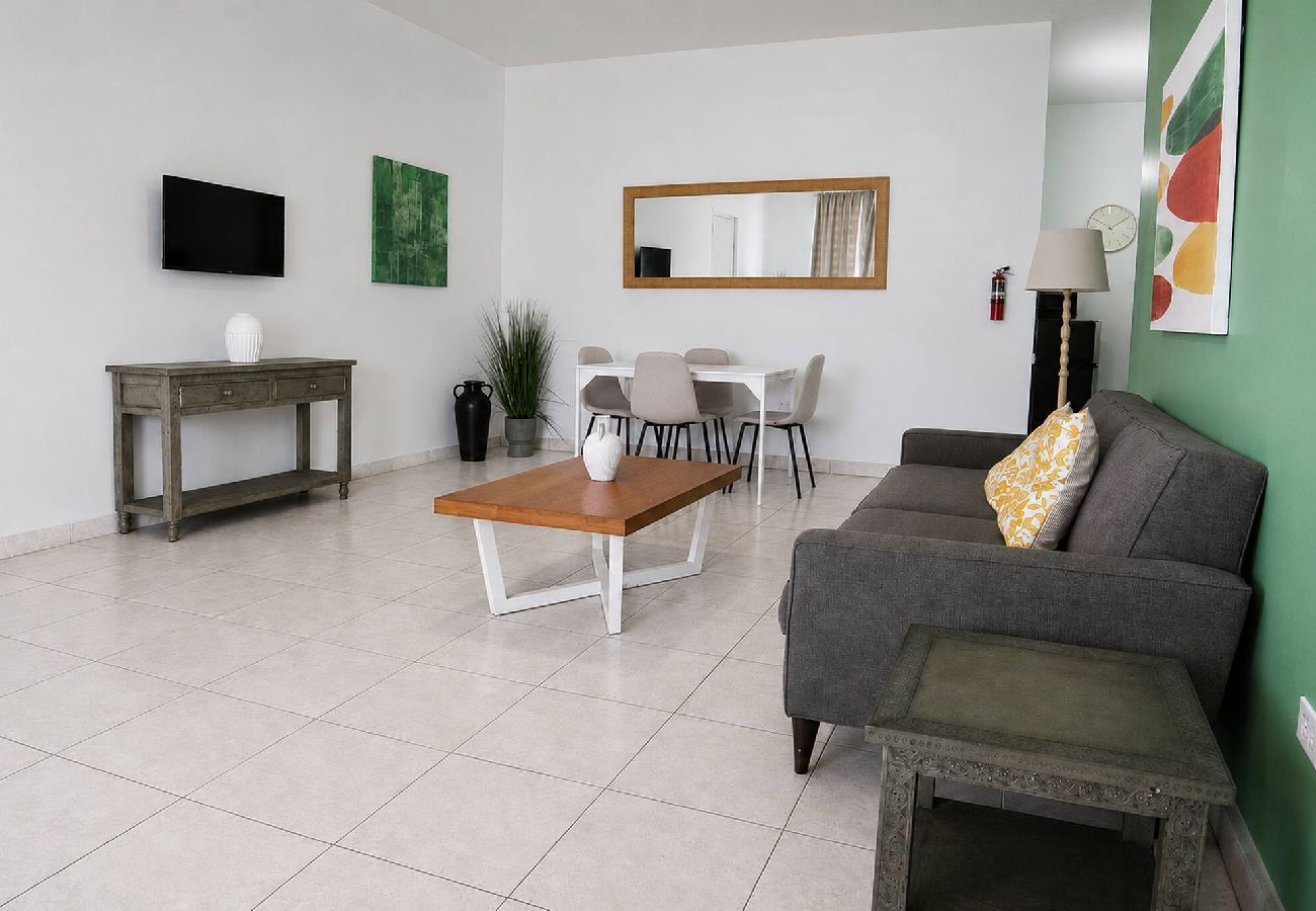 Apartment in San Juan - Spacious 1br Minutes from Escambron Beach and OSJ 