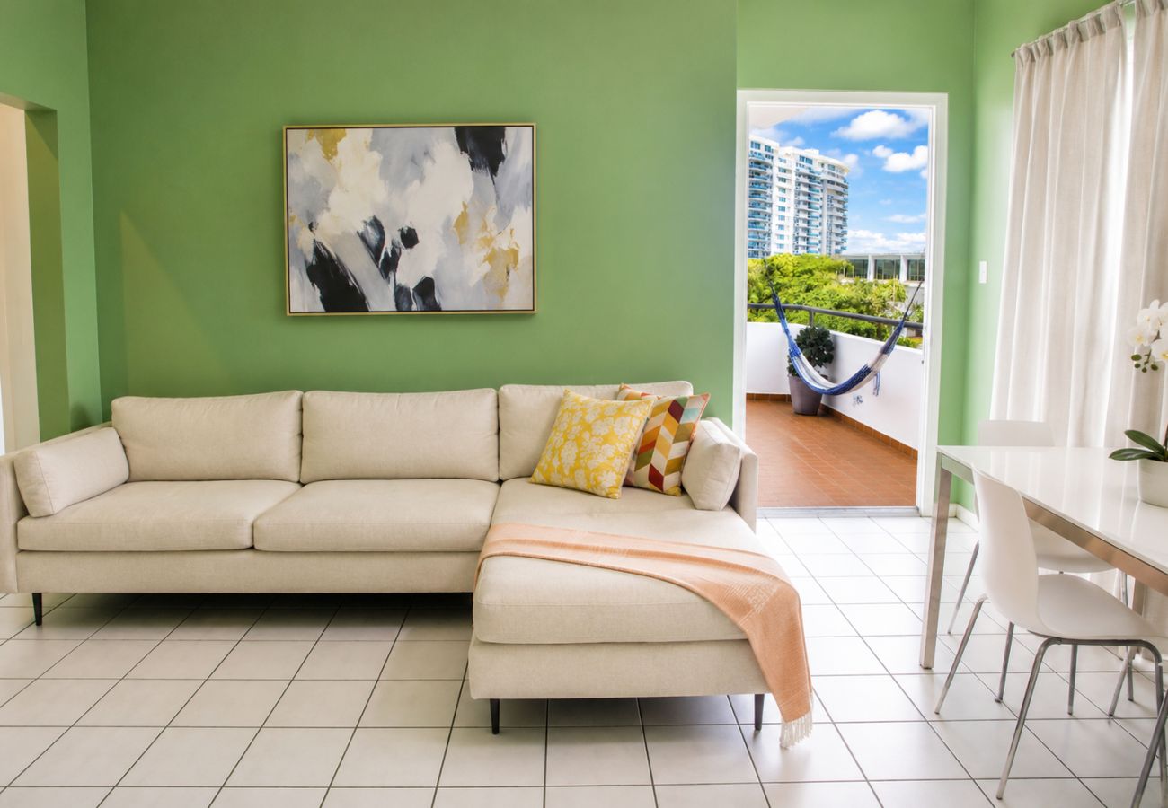 Apartment in San Juan - Vibrant 1BR w Balcony, Steps to Escambron Beach