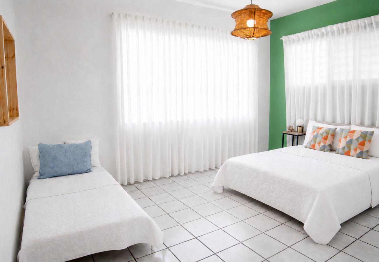 Apartment in San Juan - Vibrant 1BR w Balcony, Steps to Escambron Beach