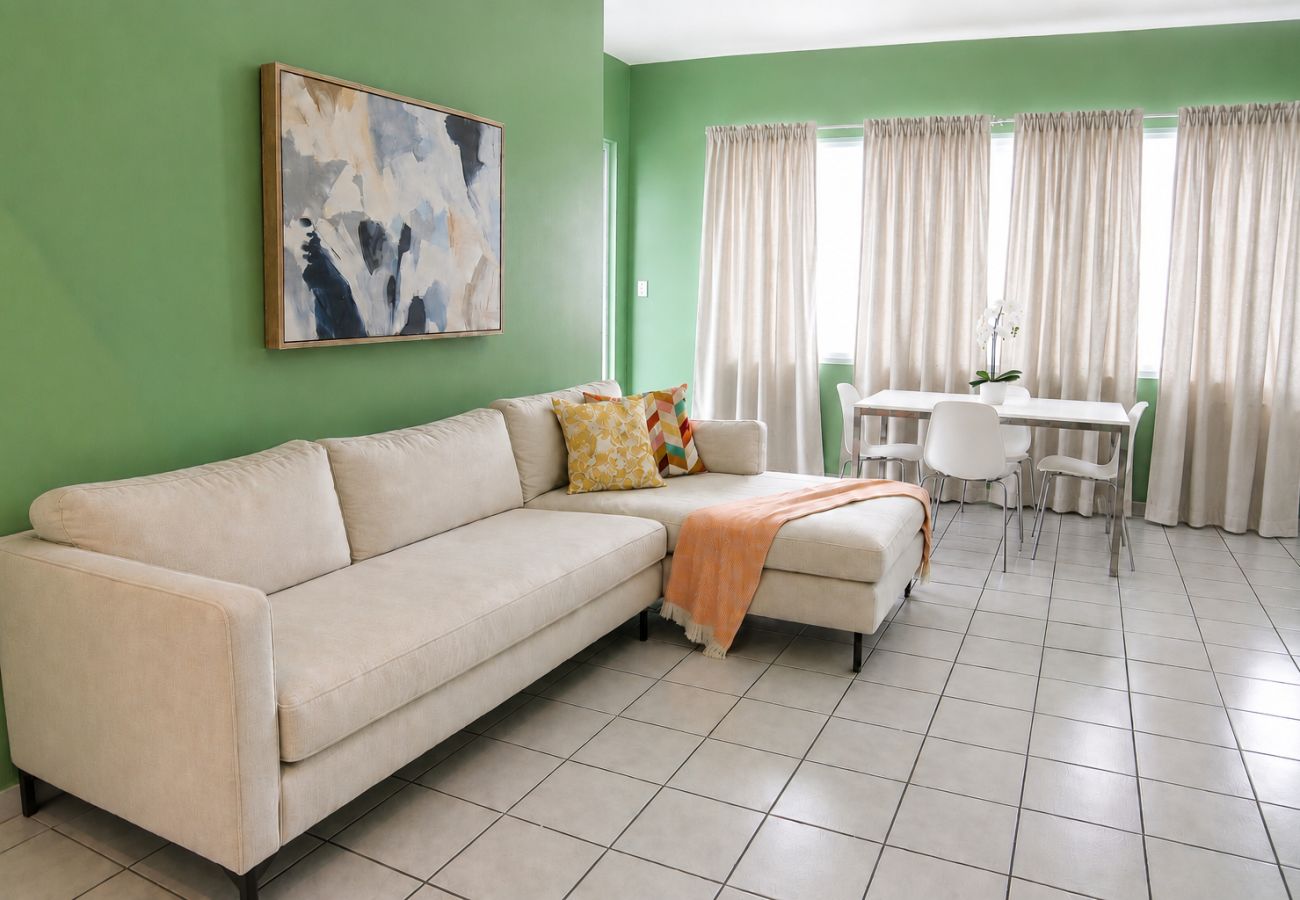 Apartment in San Juan - Vibrant 1BR w Balcony, Steps to Escambron Beach